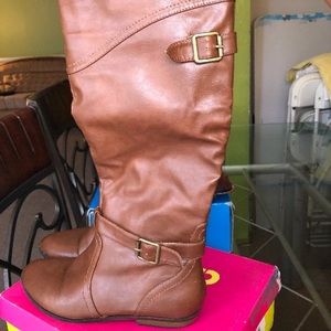 Cognac tall boots
